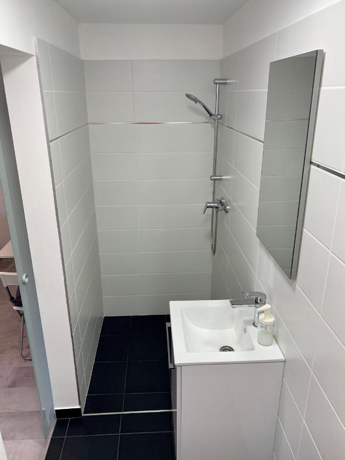 Var-Lak Apartman เอ็กเกอร์ ภายนอก รูปภาพ
